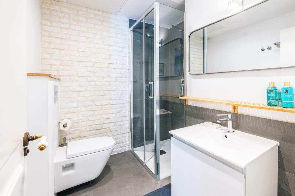 شقة Amazing Flat 5 Balconies In Chueca - Gran Via مدريد المظهر الخارجي الصورة