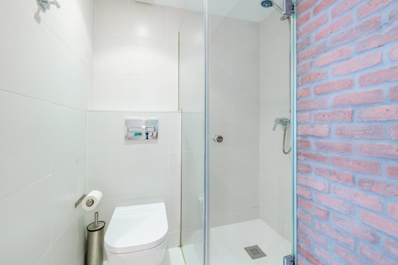 شقة Amazing Flat 5 Balconies In Chueca - Gran Via مدريد المظهر الخارجي الصورة