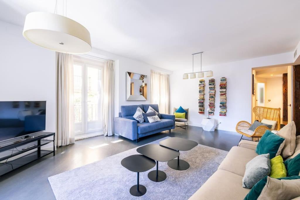 شقة Amazing Flat 5 Balconies In Chueca - Gran Via مدريد المظهر الخارجي الصورة