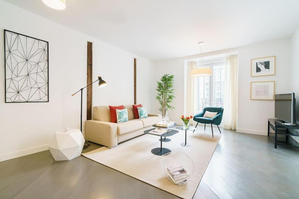 شقة Amazing Flat 5 Balconies In Chueca - Gran Via مدريد المظهر الخارجي الصورة