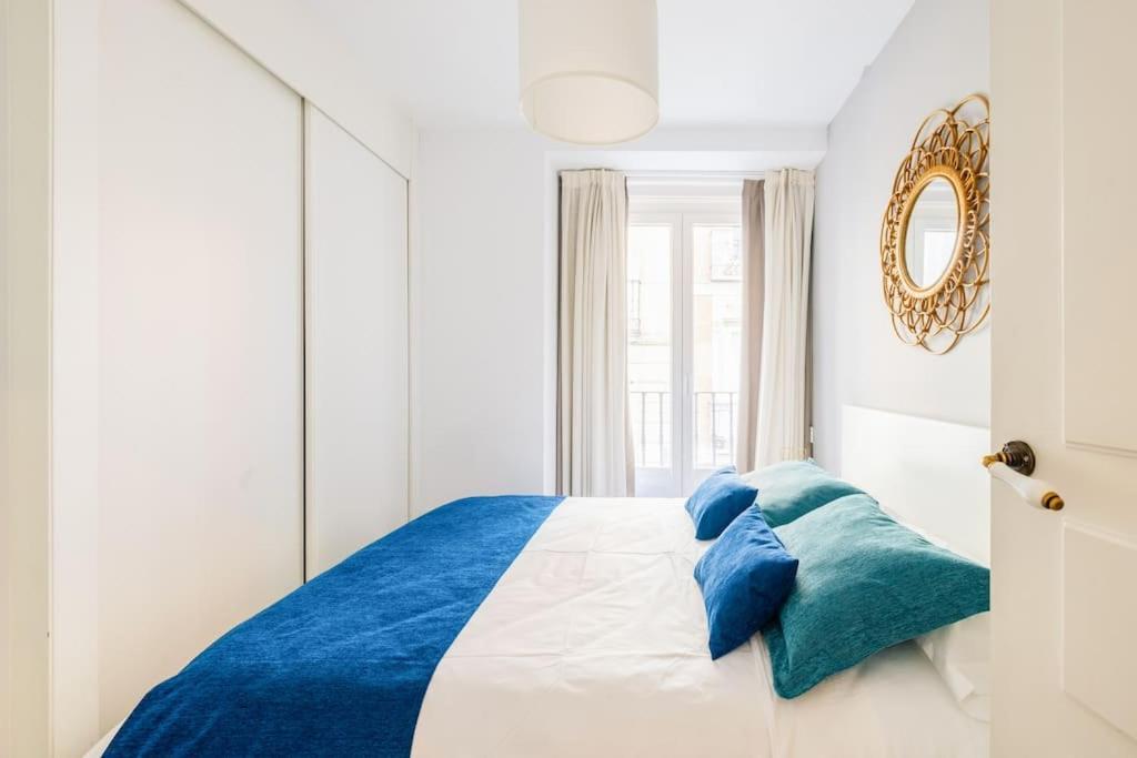 شقة Amazing Flat 5 Balconies In Chueca - Gran Via مدريد المظهر الخارجي الصورة